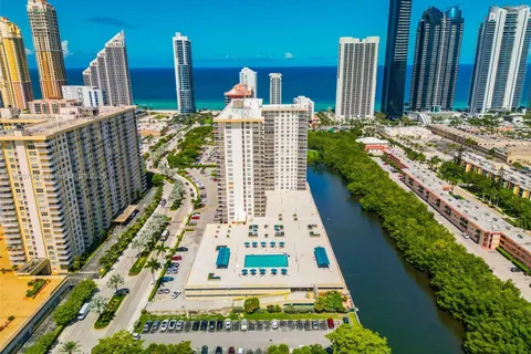 230 174th St # 1119, Sunny Isles Beach FL 33160