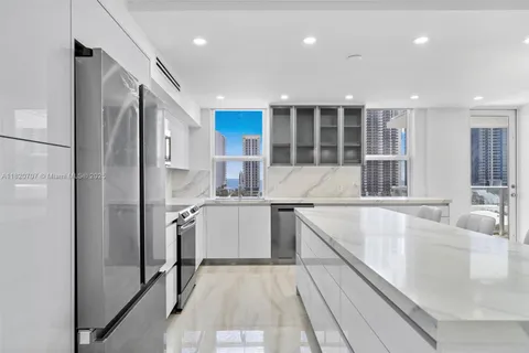 230 174th St # 1119, Sunny Isles Beach FL 33160