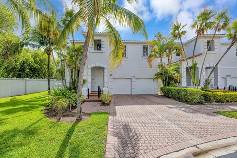 21235 NE 33rd Ave, Aventura FL 33180