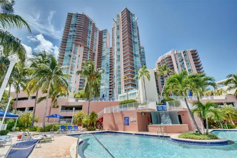 3370 Hidden Bay Dr # 3115, Aventura FL 33180