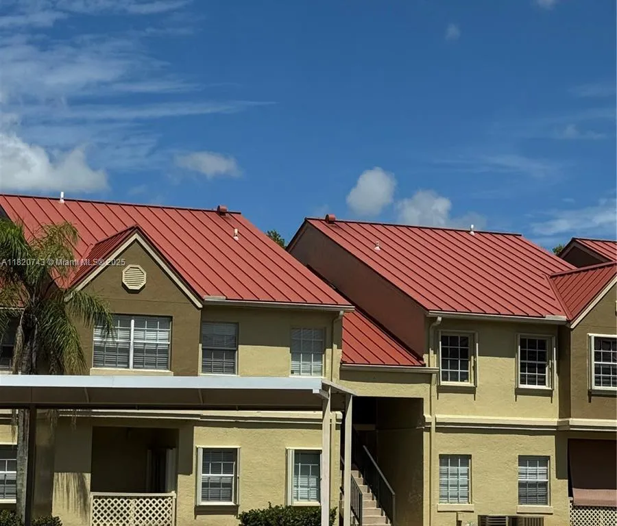 18346 NW 68th Ave # K, Hialeah FL 33015