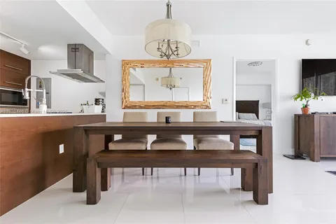 495 Brickell Ave # 905, Miami FL 33131