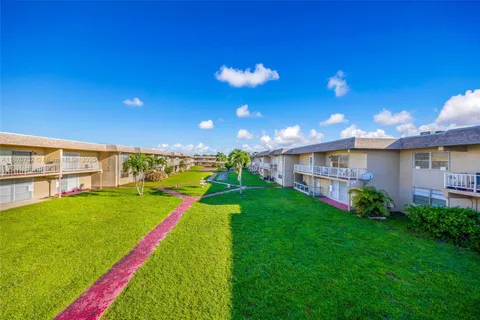 301 NW 177th St. # 201, Miami Gardens FL 33169