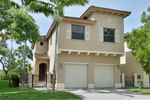 8940 SW 228th Ln, Cutler Bay FL 33190
