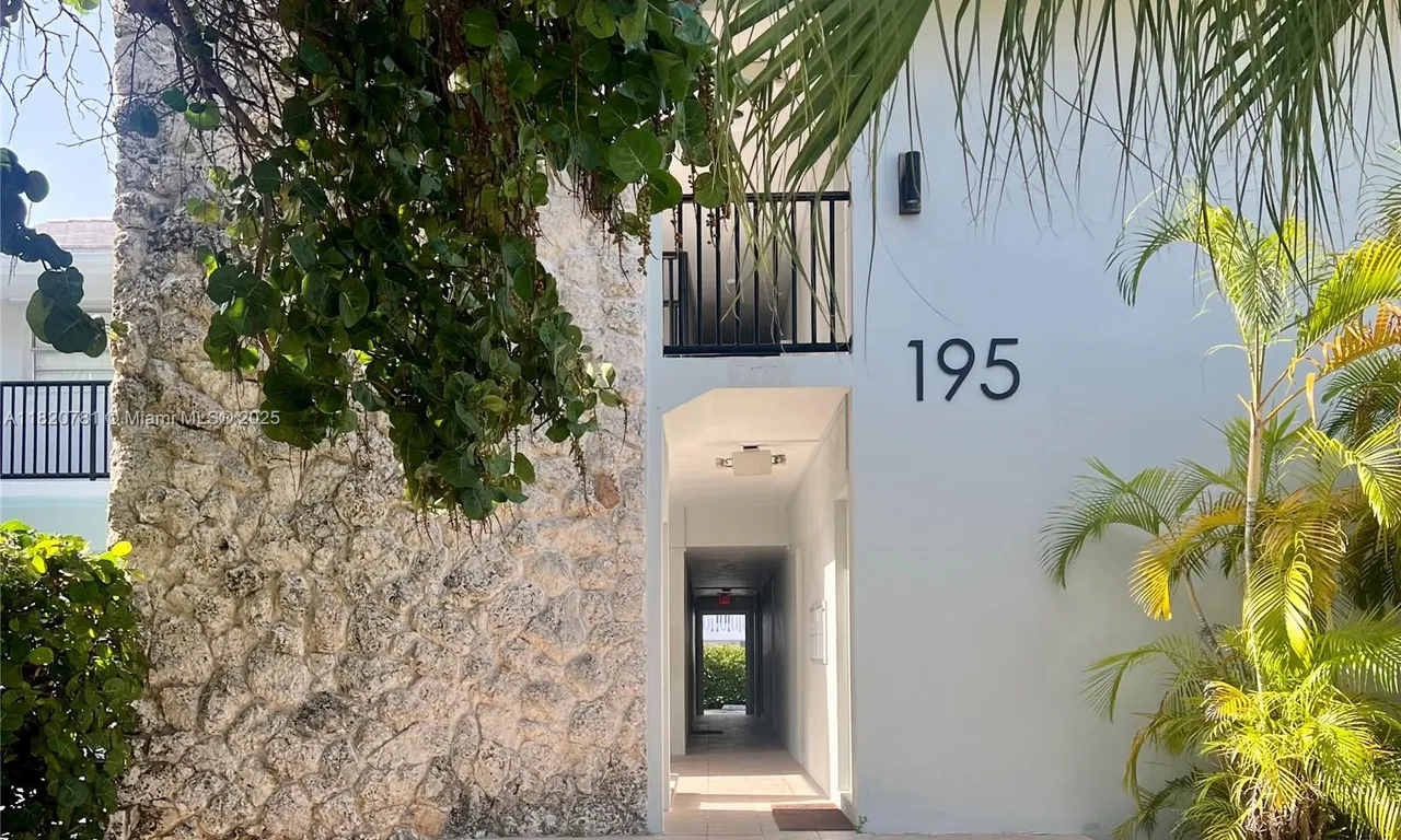 195 Sunrise Dr # 8, Key Biscayne FL 33149