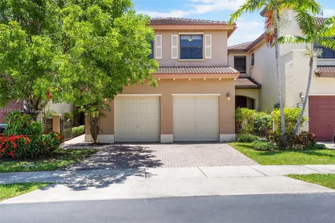8890 SW 229th St, Cutler Bay FL 33190