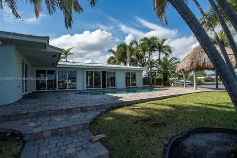 6350 NE 19th Ter, Fort Lauderdale FL 33308