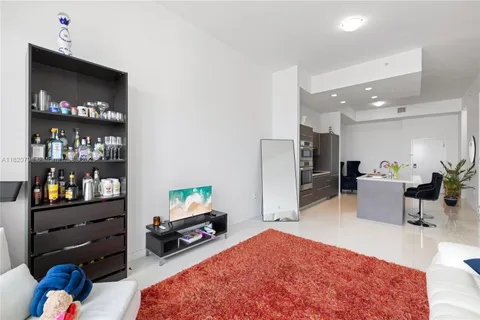 7825 NW 107th Ave # 822, Doral FL 33178