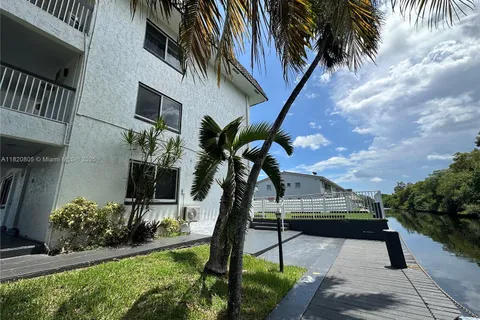 1400 NE 56th St # 113, Fort Lauderdale FL 33334