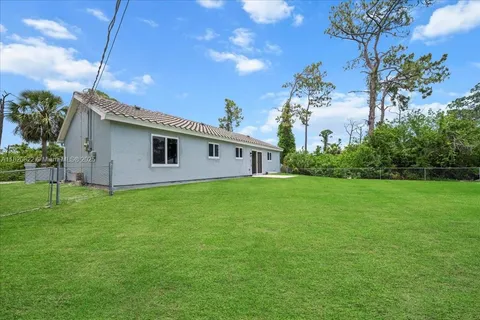 18125 Wintergarden Ave, Port Charlotte FL 33948