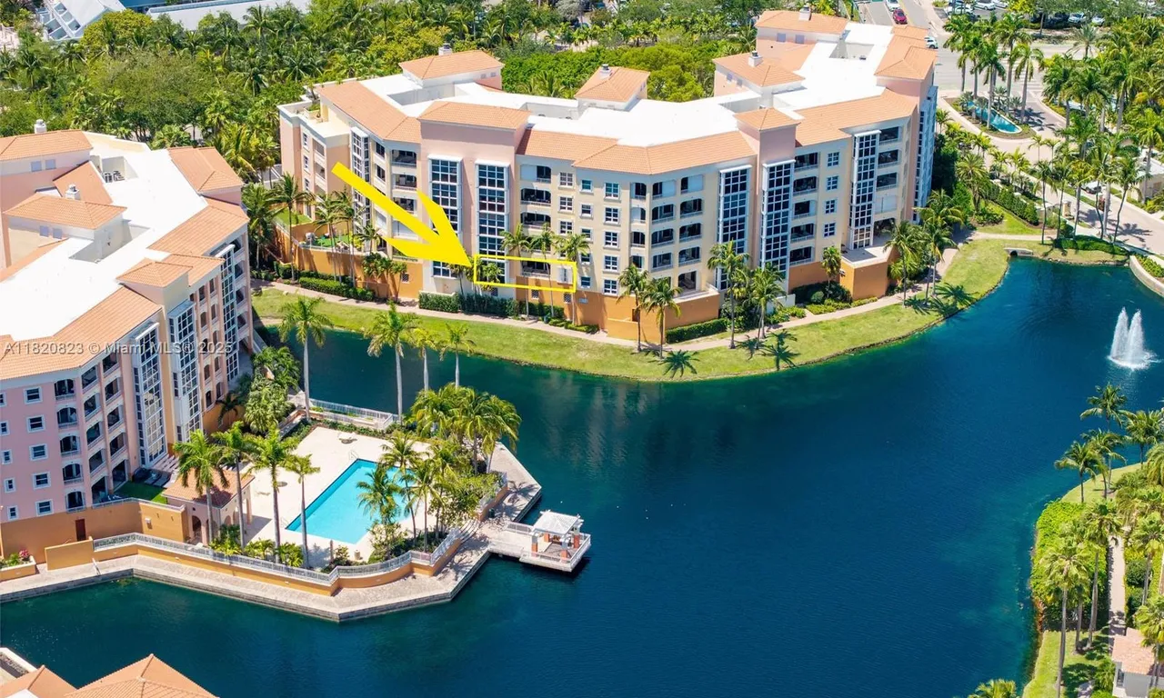 725 Crandon Blvd # 203, Key Biscayne FL 33149