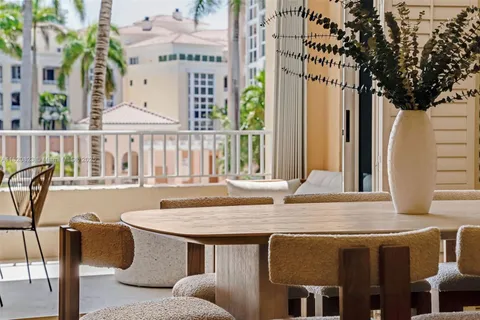 725 Crandon Blvd # 203, Key Biscayne FL 33149