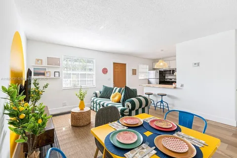 811 Tequesta St # 3, Fort Lauderdale FL 33312