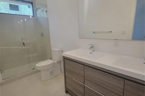 4117 N Oak Pl, Dania Beach FL 33314