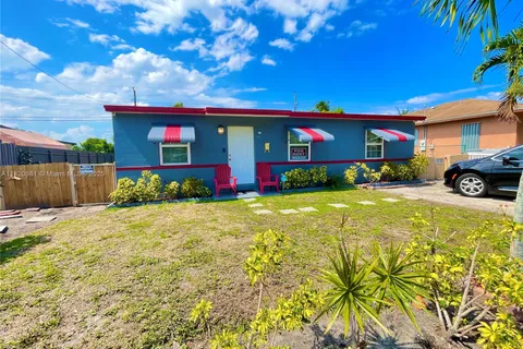 381 NW 16th St, Pompano Beach FL 33060