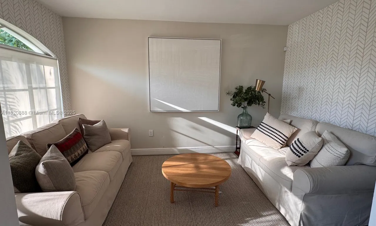 832 Wallace St, Coral Gables FL 33134