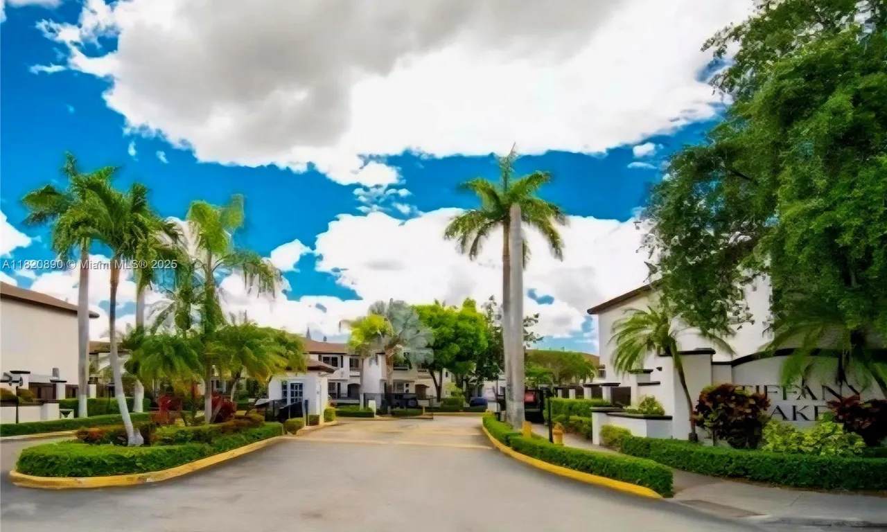8635 SW 152nd Ave # 218, Miami FL 33193