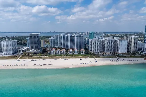 5959 Collins Ave # 802, Miami Beach FL 33140