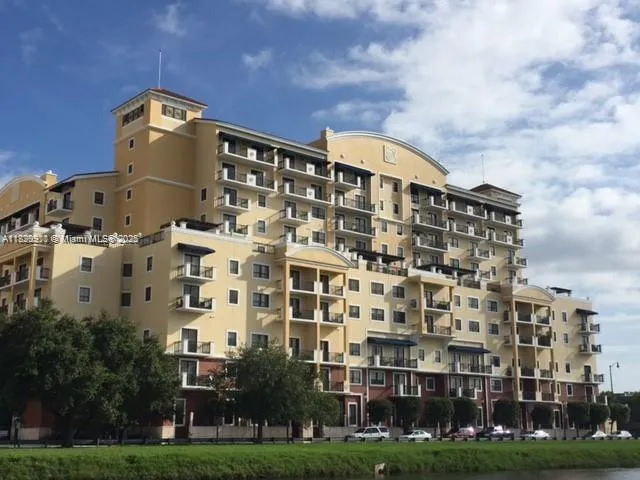 8390 SW 72nd Ave # 710, Miami FL 33143