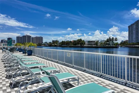 1913 S Ocean Dr # 405, Hallandale Beach FL 33009