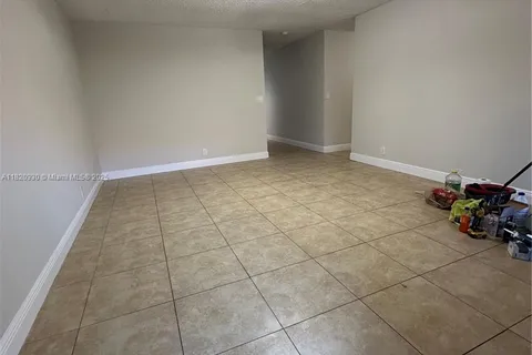 1241 NE 2nd Ave # 1241, Fort Lauderdale FL 33304