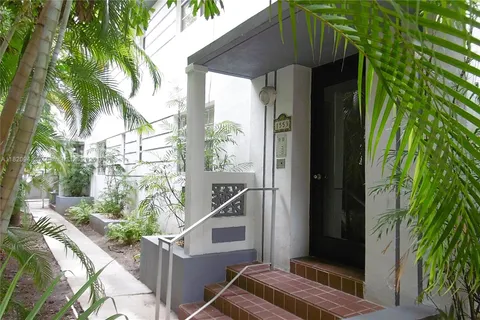 1553 Meridian Ave # 204, Miami Beach FL 33139