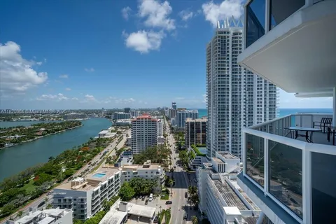 6301 Collins Ave # 2705, Miami Beach FL 33141