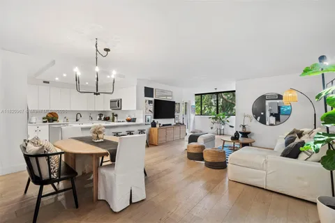 141 Crandon Blvd # 237, Key Biscayne FL 33149