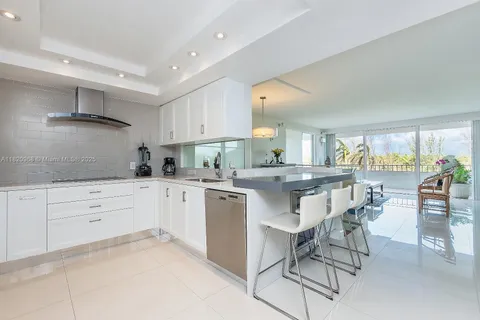 155 Ocean Lane Dr # 308, Key Biscayne FL 33149