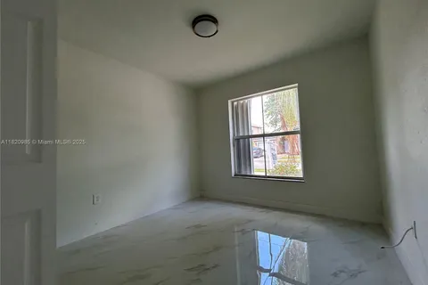 1507 SE 20th Rd, Homestead FL 33035