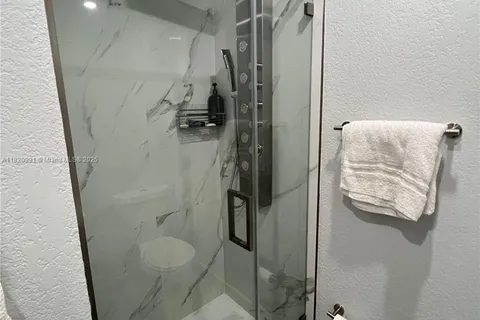 4230 NW 172nd Dr, Miami Gardens FL 33055