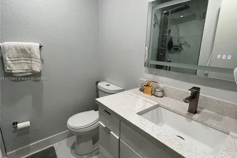 4230 NW 172nd Dr, Miami Gardens FL 33055