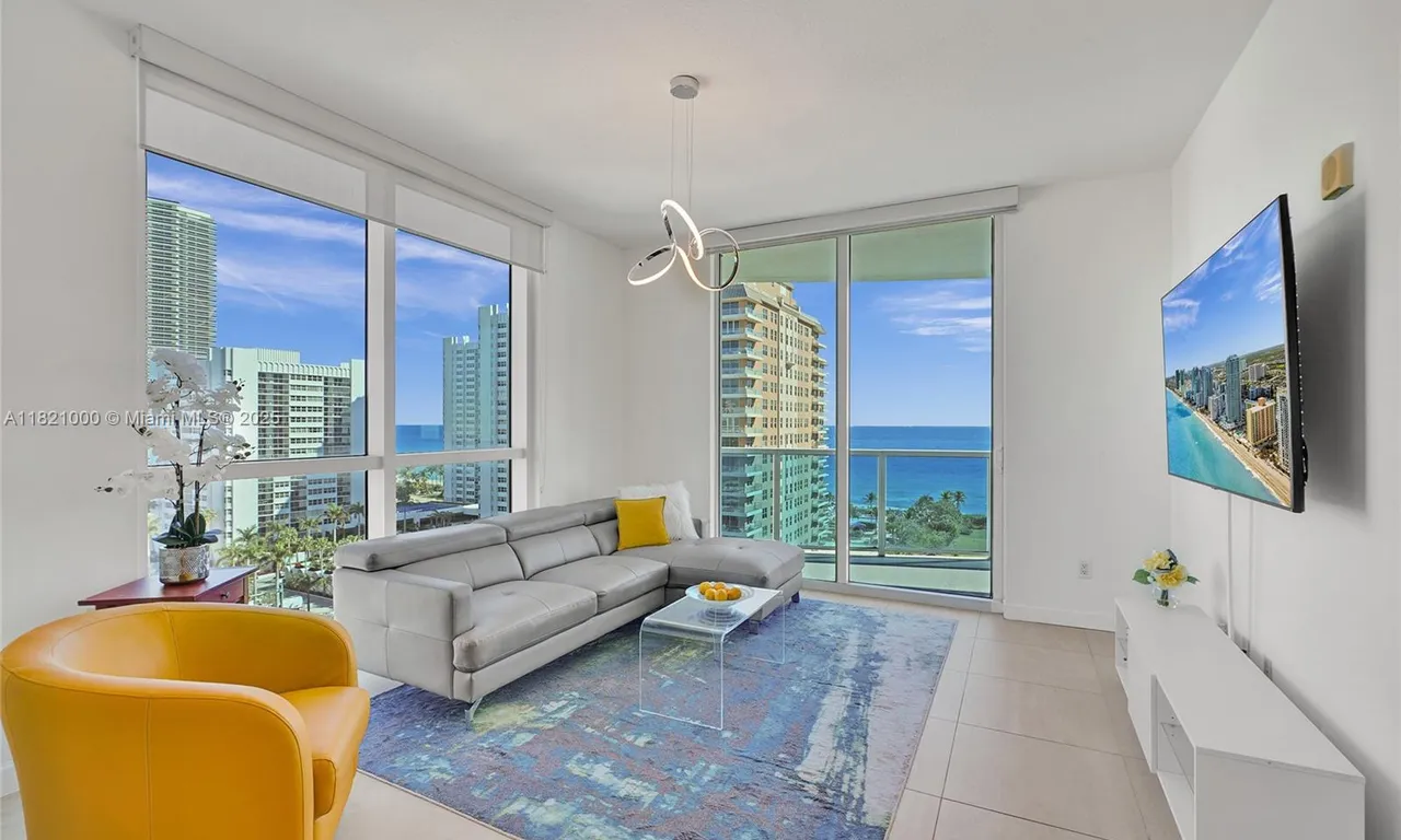 1945 S Ocean Dr # 1114, Hallandale Beach FL 33009