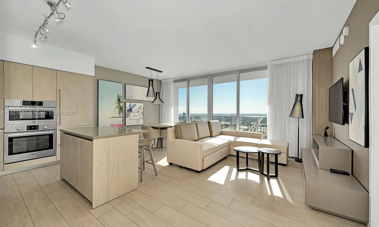 4010 S Ocean Dr # T3706, Hollywood FL 33019