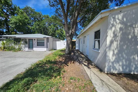 118 NW 8th Ave REAR, Dania Beach FL 33004