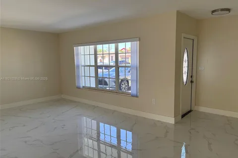 19130 NW 10th Ct, Miami Gardens FL 33169