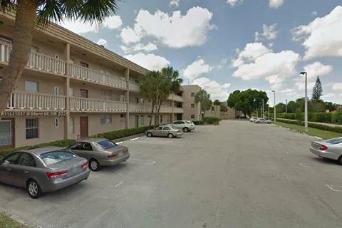 5841 NW 61st Ave # 310, Tamarac FL 33319