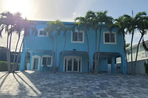 911 Red Bird Rd, Key Largo FL 33037