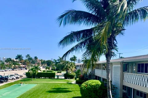 900 Atlantic Shores Blvd # 133, Hallandale Beach FL 33009
