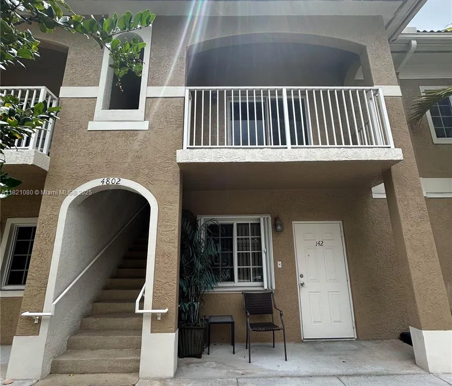 4802 Washington St # 10, Hollywood FL 33021