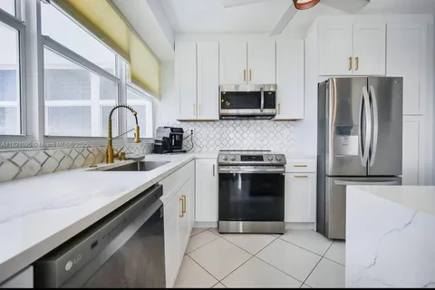 1920 S Ocean Dr # 901, Fort Lauderdale FL 33316