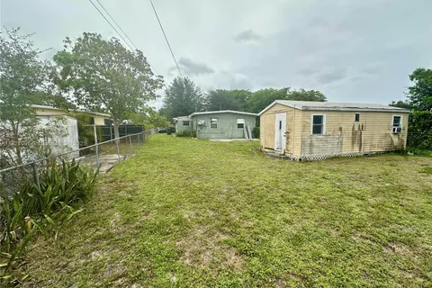 440 NW 134th St, North Miami FL 33168