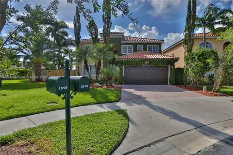 3610 NE 15th Dr, Homestead FL 33033