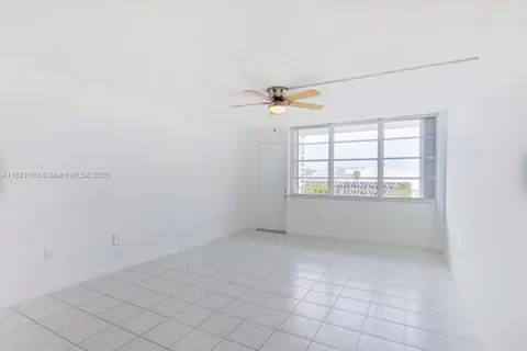 245 18th St # 801, Miami Beach FL 33139