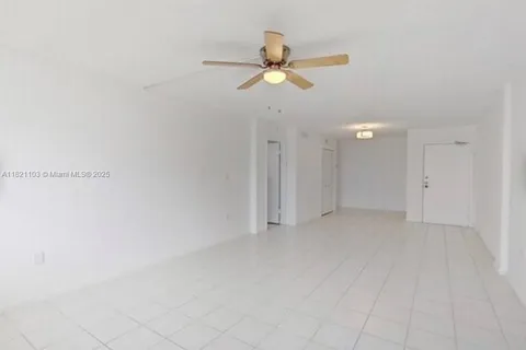 245 18th St # 801, Miami Beach FL 33139