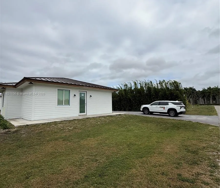 18405 SW 104th St # 0, Miami FL 33196
