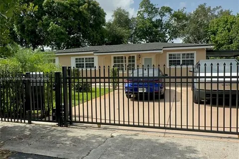 3250 NW 174th St, Miami Gardens FL 33056