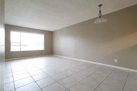 10179 Twin Lakes Dr # K, Coral Springs FL 33071