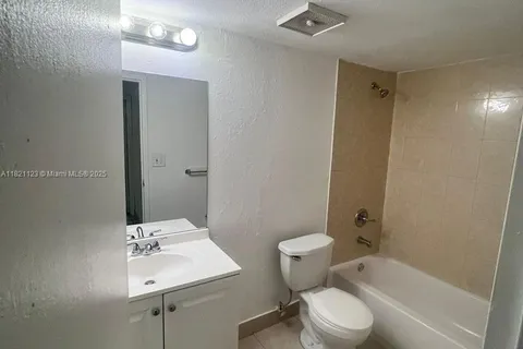 4900 NW 79th Ave # 106, Doral FL 33166