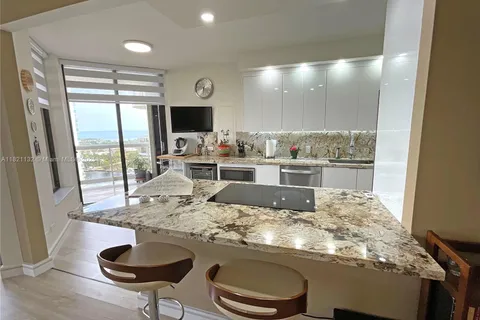 20191 E Country Club Dr # 1903, Aventura FL 33180